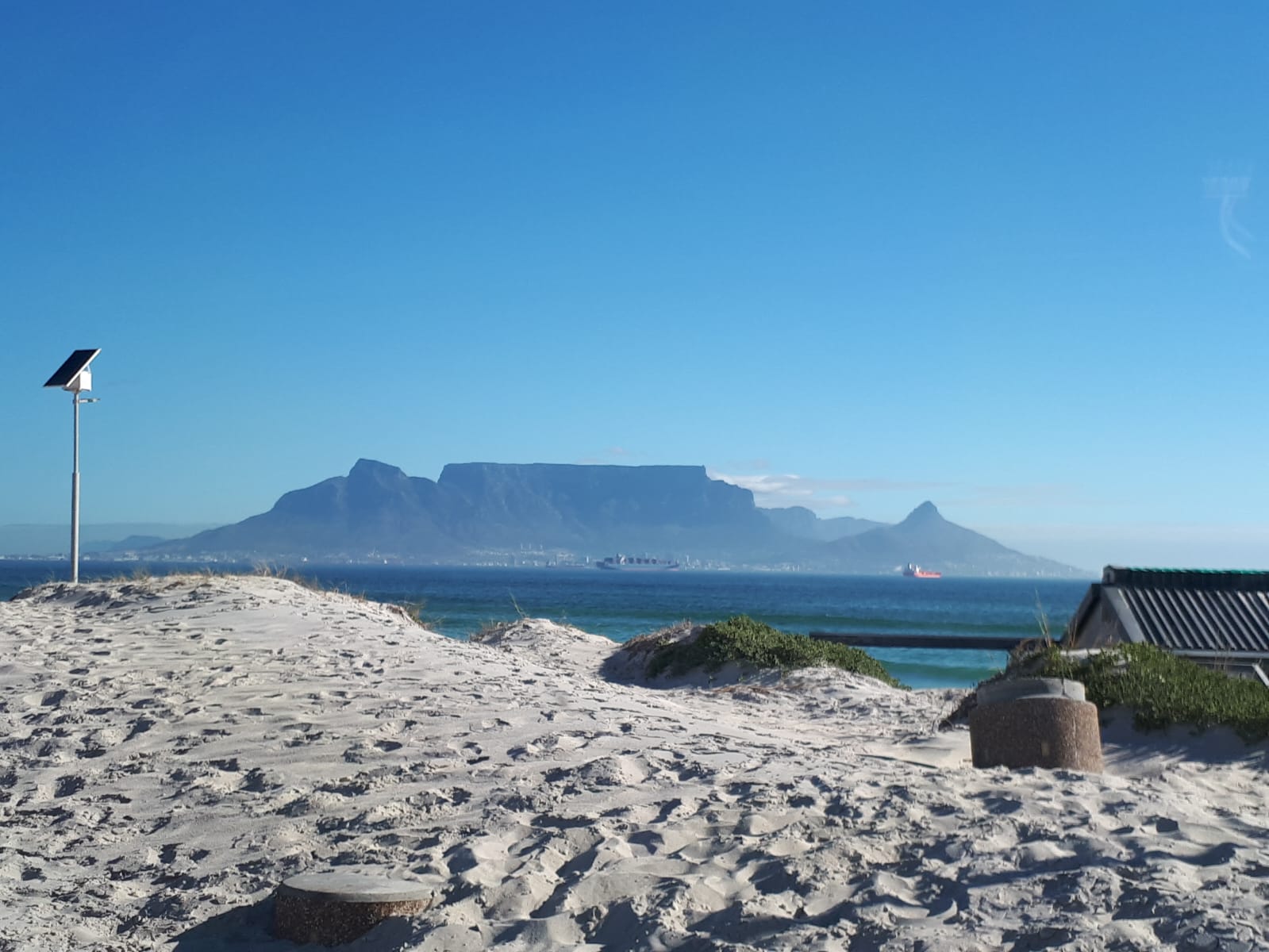 Table Mountain from Bloubergstrand beach